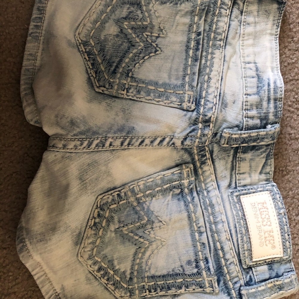 Miss me shorts size 27